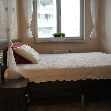 Lovelyvisit49 Apartament